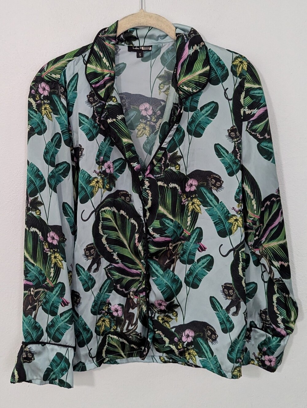 Lobo Rosa Satin Amazonas Print Button Front Shirt Collared Tropical Green Small